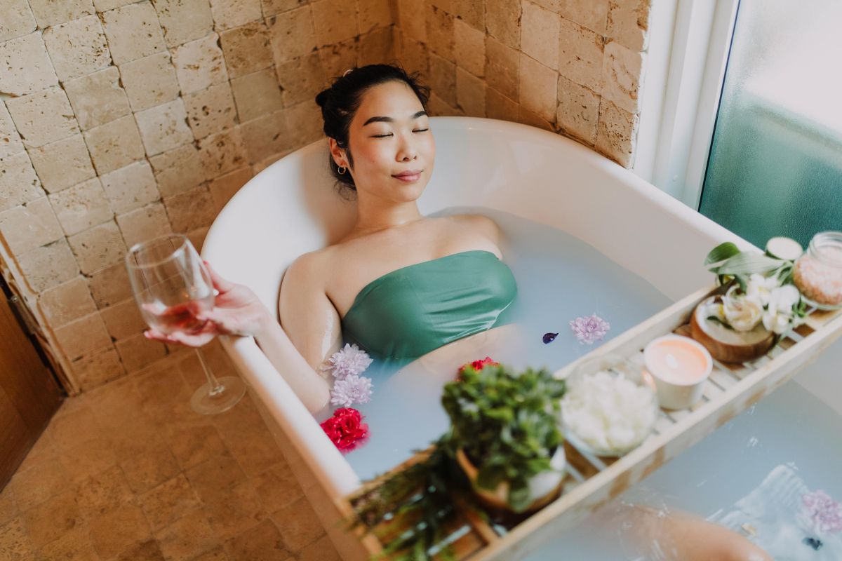 un week end spa et detente pour un evjf en espagne un week end spa et detente pour un evjf en espagne